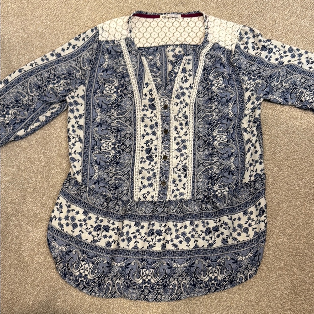 Blue and White Women's Top